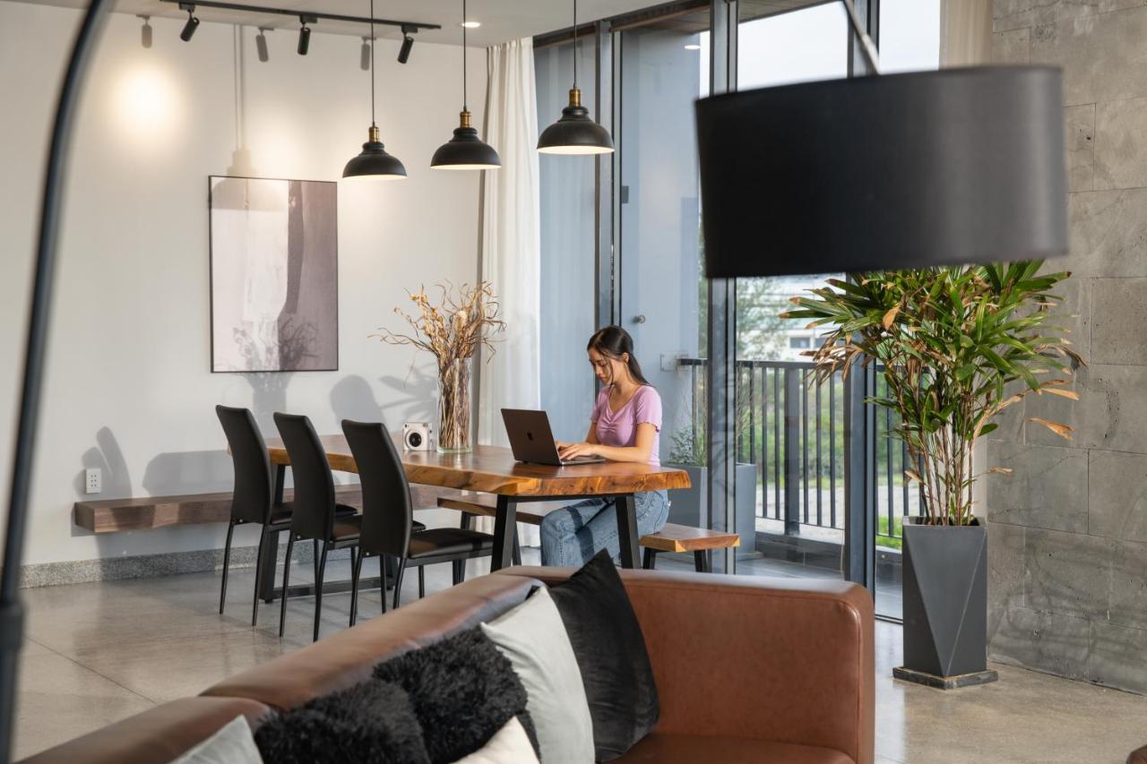 The Sense Apartment - Modern, Near My An Beach Ντα Νανγκ Εξωτερικό φωτογραφία